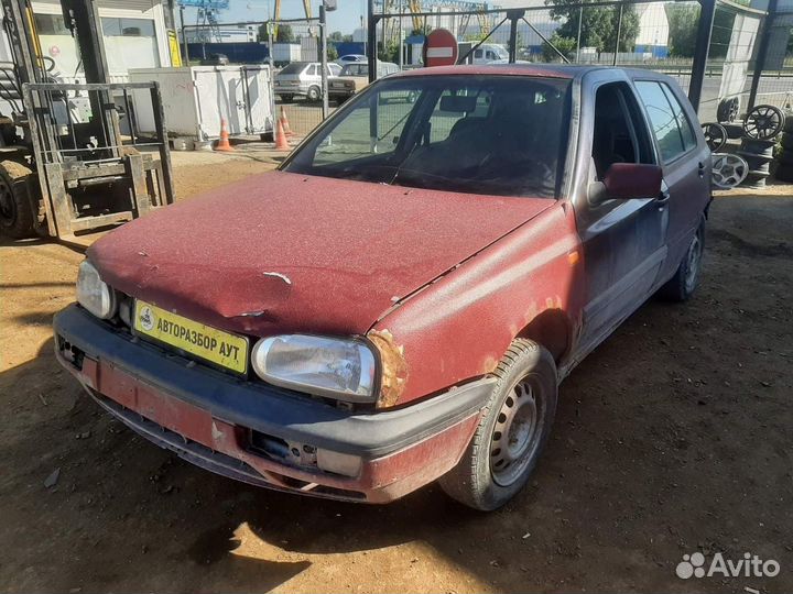 Суппорт передний левый Volkswagen golf 3 1.8 аам