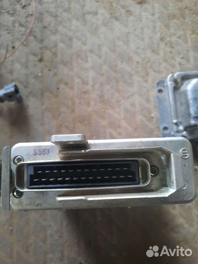 Эбу для Audi 80 100 Volkswagen Golf 2 1.6 бензин