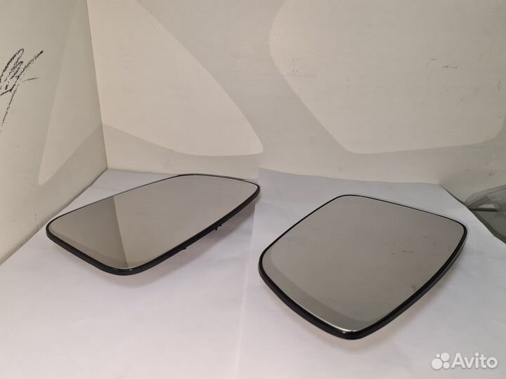 Элемент стекло зеркала левый правый Sonata YF