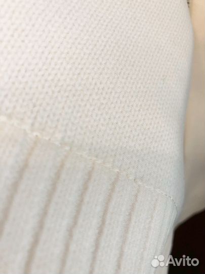 Новый кардиган,размер 48,с нат.мехом