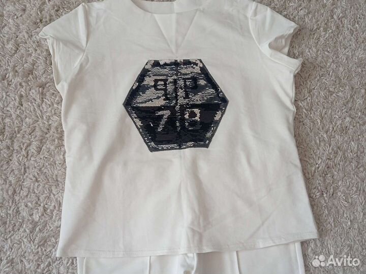 Спортивный костюм новый, женский