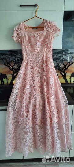 Вечернее платье