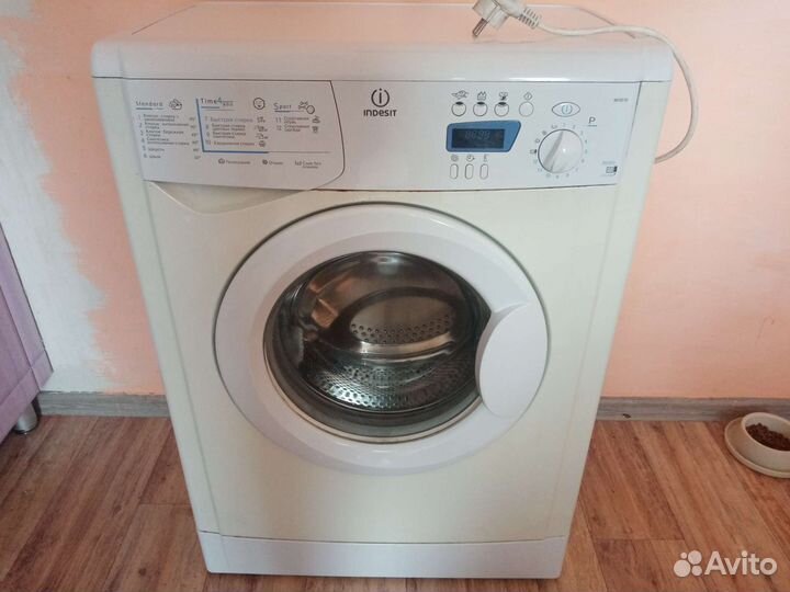 Стиральная машина Indesit на 5 кг