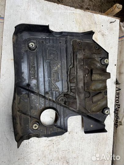 Декоративная крышка двигателя vq25 Cefiro a33