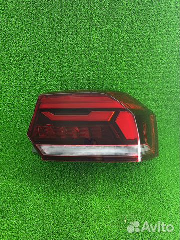 Фонарь задний правый VW polo 20