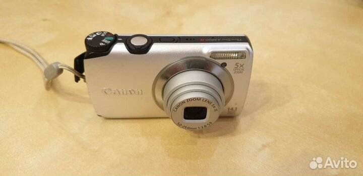 Фотоаппарат Canon. Не включается. На запчасти