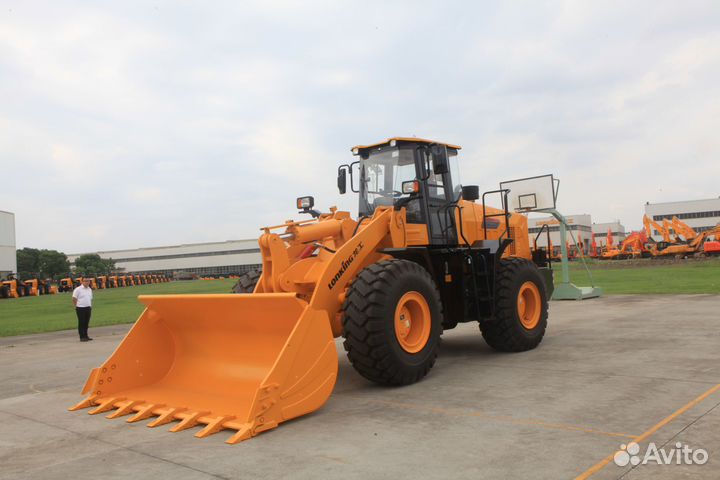 Фронтальный погрузчик Lonking CDM856, 2023