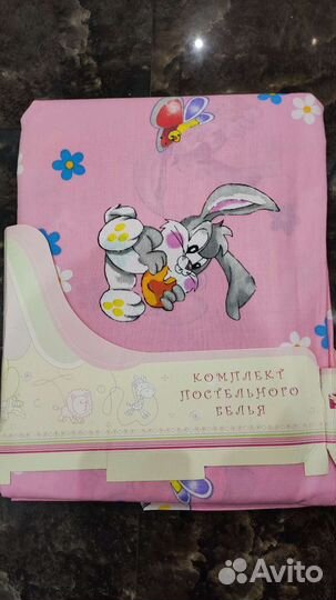 Новый Комплект постельного белья в кроватку