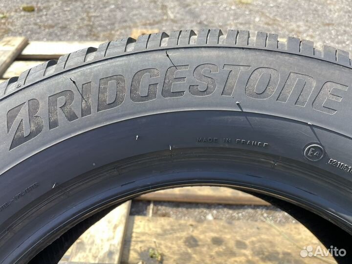 Bridgestone Blizzak LM-005 215/65 R16