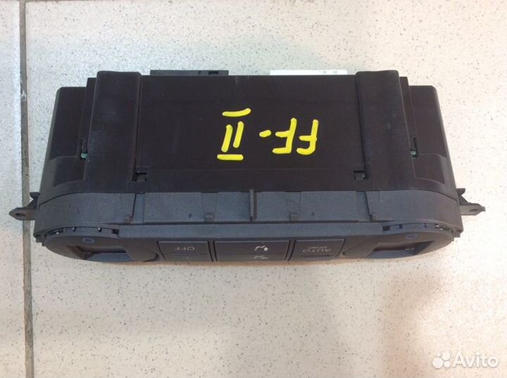 Блок управления климатической установкой Ford