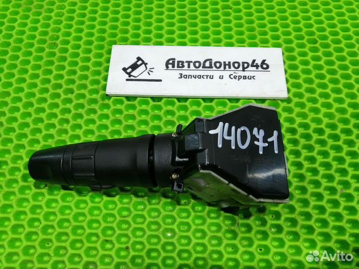 Переключатель поворотов Nissan Teana J31