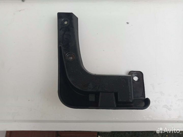 Брызговик с Кио Рио, 2015год