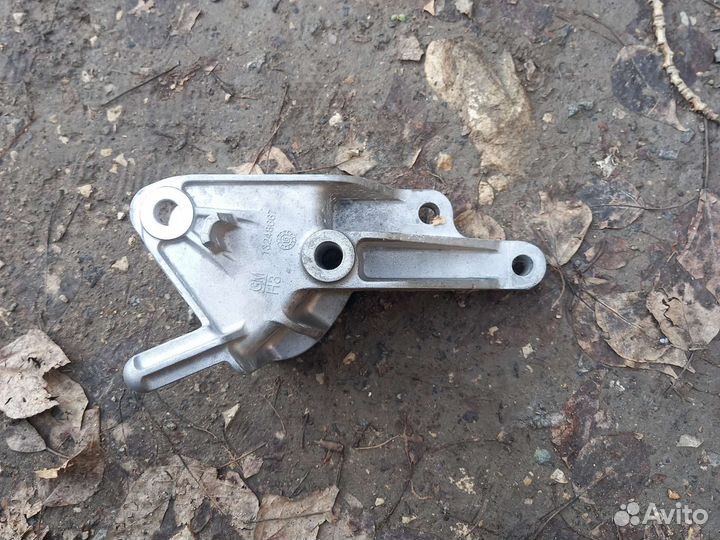 Кронштейна кпп