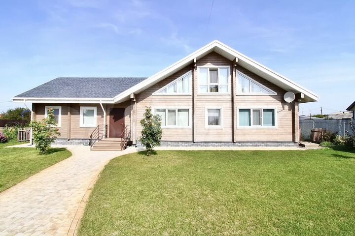 Коттедж 177 м² на участке 13,8 сот.