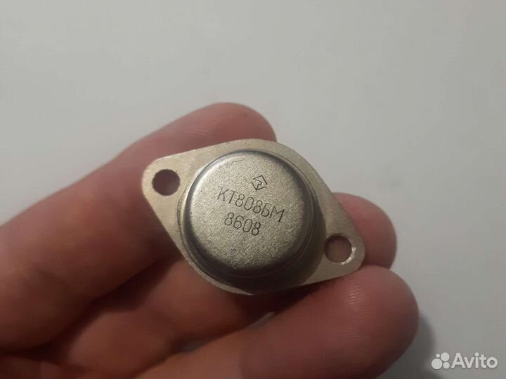 Радиодеталь транзистор кт808бм 1 шт