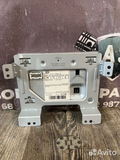 Дисплей Kia quoris 3.8