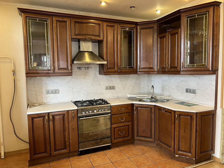 2-к. квартира, 91 м², 9/13 эт.