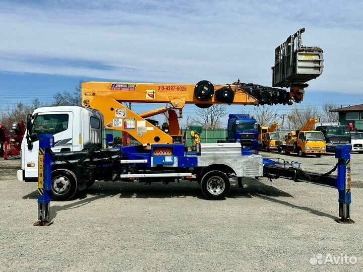 Автовышка Hyundai Mighty, 2016 г