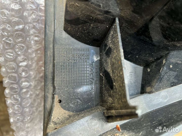 Фонарь задний правый renault logan 1