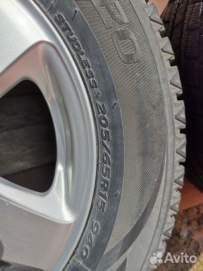 Zetro Ice Edge 205/65 R15