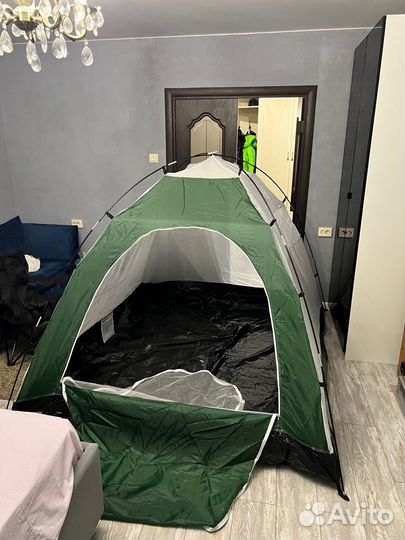 Палатка 4 х местная (новая)