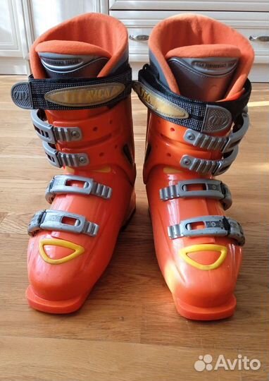 Горнолыжные ботинки Tecnica. 37,5-38 размер