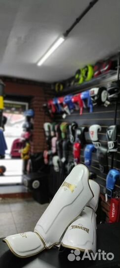 Защита голени и стопы муай тай reyvel белая