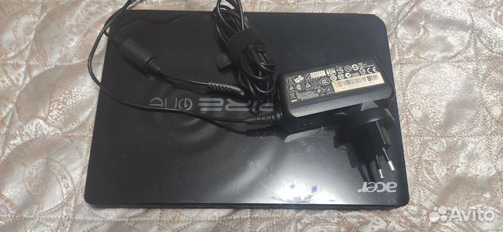 Нетбук acer aspire one