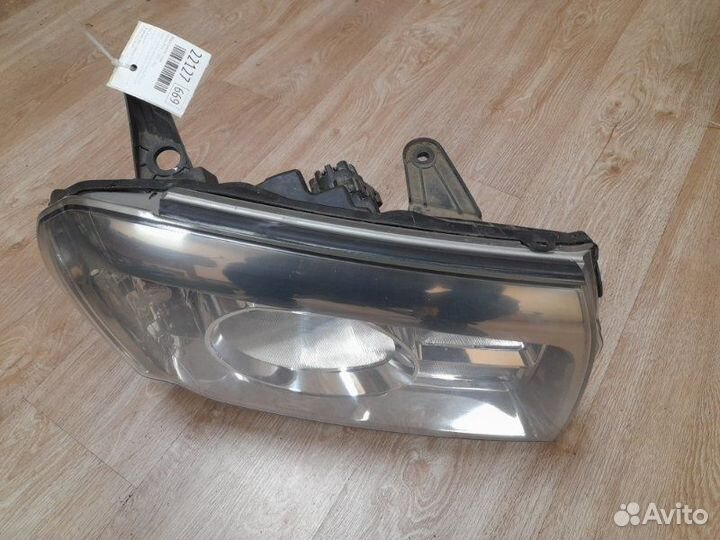 Фара галоген правая Honda Pilot 2 2008-2011