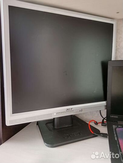 Монитор acer