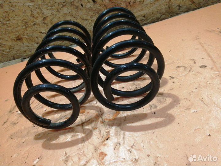 Пружина задняя Opel Corsa D 1 2008