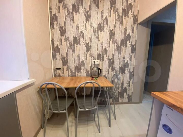 2-к. квартира, 45 м², 4/9 эт.