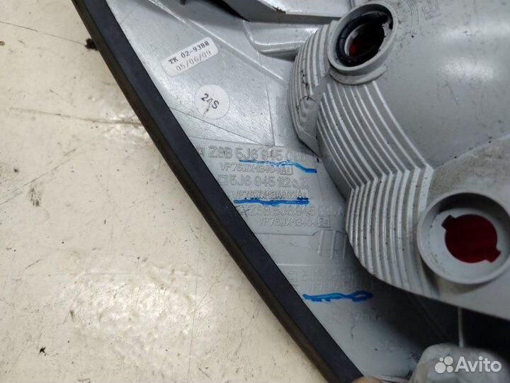 Фонарь задний правый Skoda Fabia 2007-2015