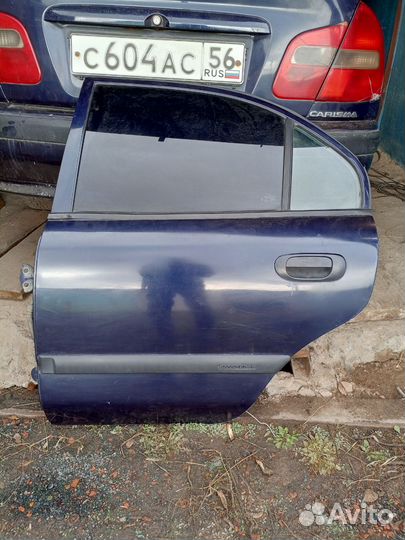 Двери mitsubishi carisma