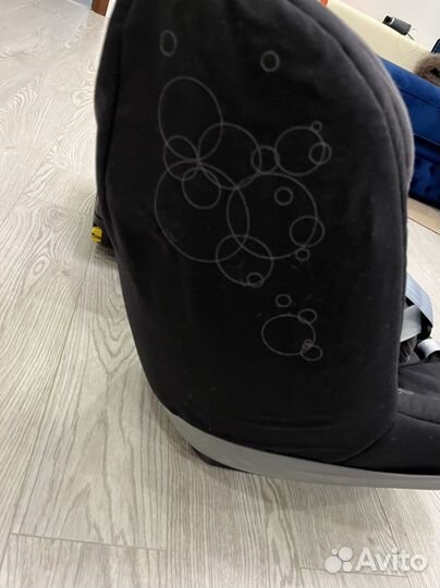 Автомобильное кресло maxi cosi pearl