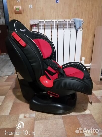 Детское автомобильное кресло бу