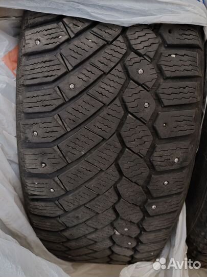 Gislaved Nord Frost 200 205/65 R15 99T