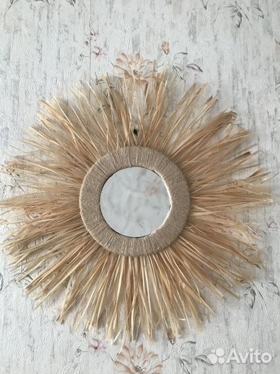 Украшение на стену