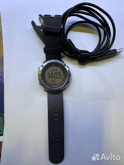 Часы suunto traverse