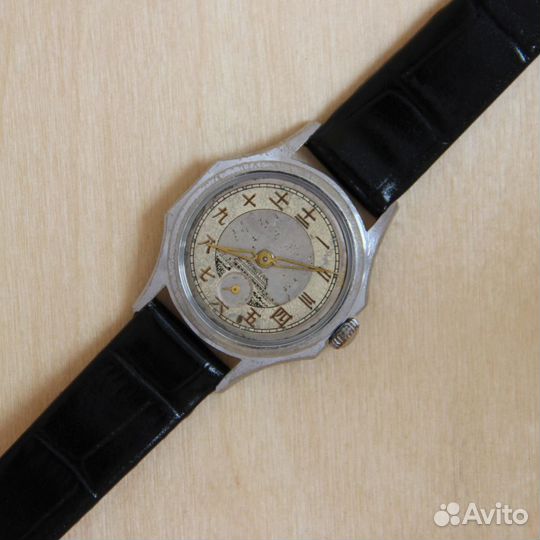 Дружба 1959 год механические часы СССР