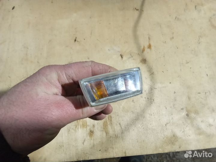 Повторитель поворота в крыло Opel Astra H Zafira B