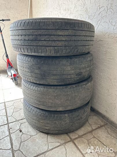 Bridgestone Dueler H/L 33 235/65 R18
