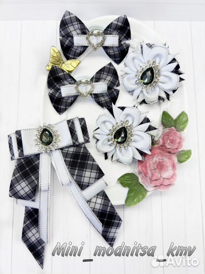 Школьный набор бантиков