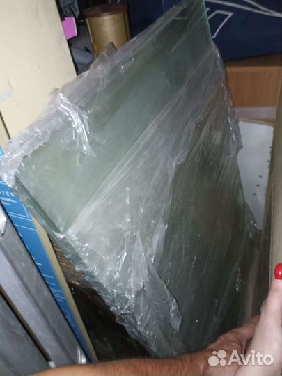 Стекло триплекс 1060*73 3шт