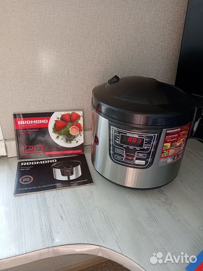 Мультиварка Redmond RMC-M20
