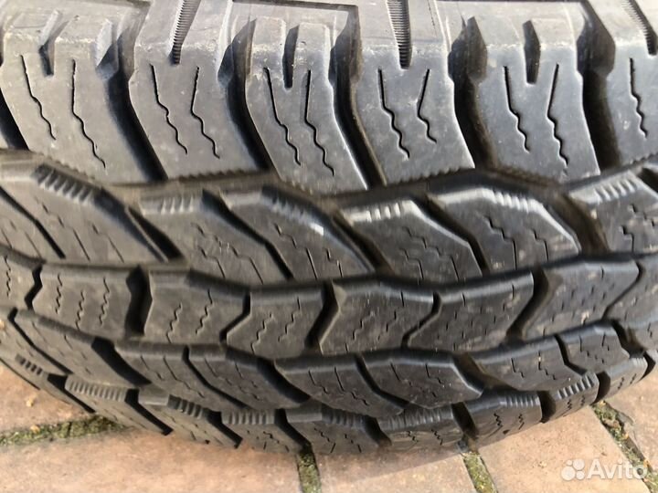 Cooper Discoverer A/T3 285/70 R17 160S