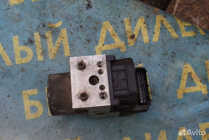 Блок насос ABS Kia Sorento