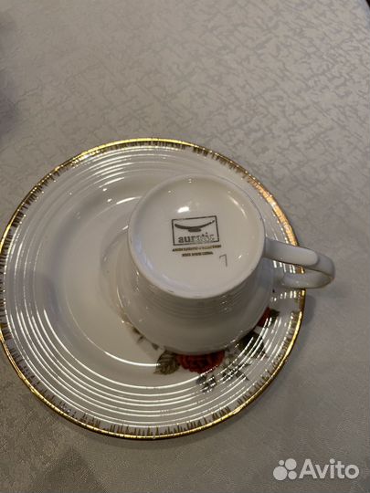 Фарфоровые чайные чашки