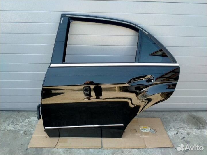 Дверь задняя левая Mercedes-Benz 212.054 E 300 212