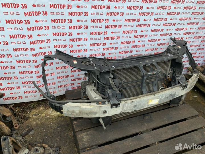 Телевизор Mercedes-Benz E-Class W211 2005